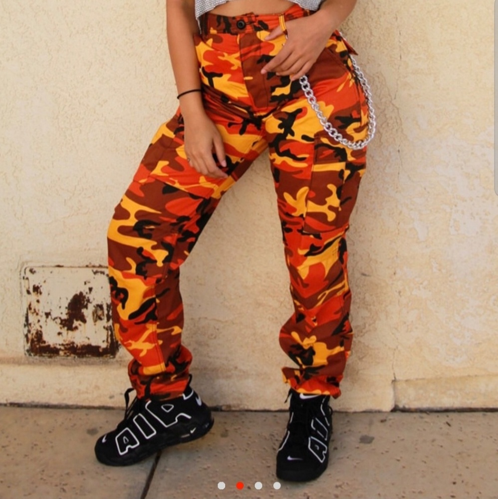Super Cute Orange High Waisted Camo Pants!♡